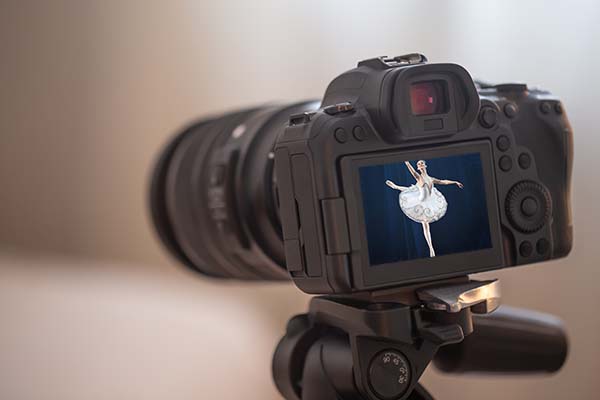 Camera with Dancer on screen