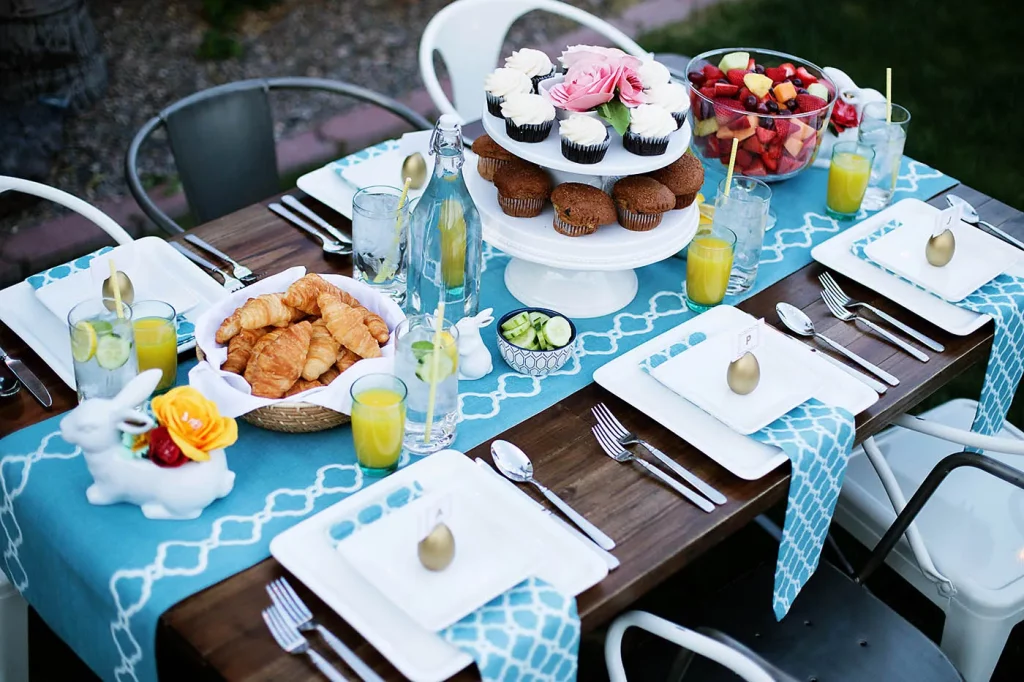 banquet table